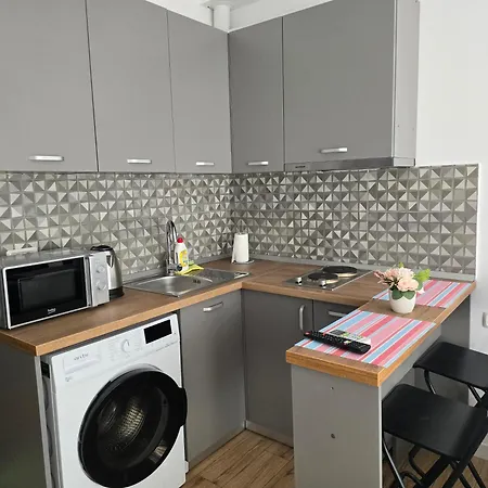 Mamaia Bulevard Residences 2 * Констанца